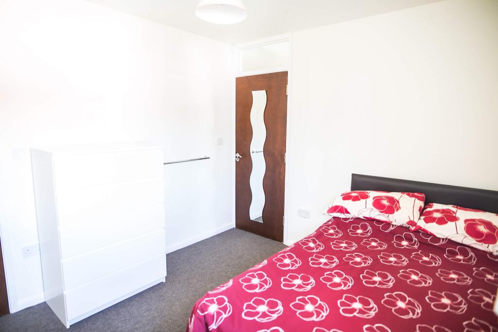 Additional image 16 of Metchley Drive - 5 bed, Harborne, West Midlands, B17