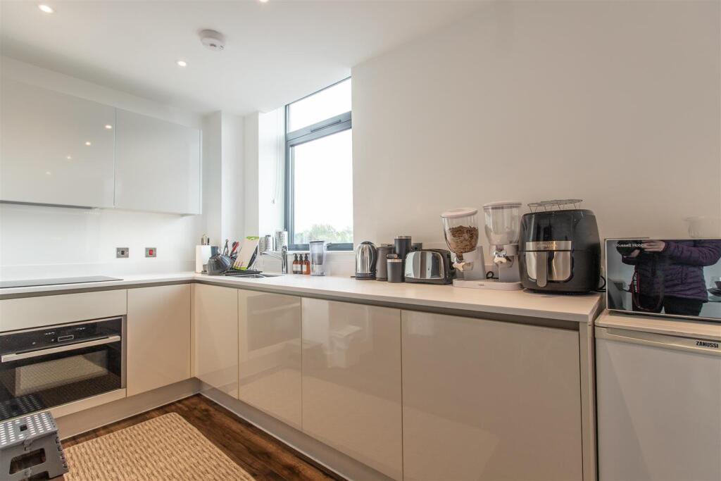 Additional image 8 of High Street, Harborne, Birmingham, B17