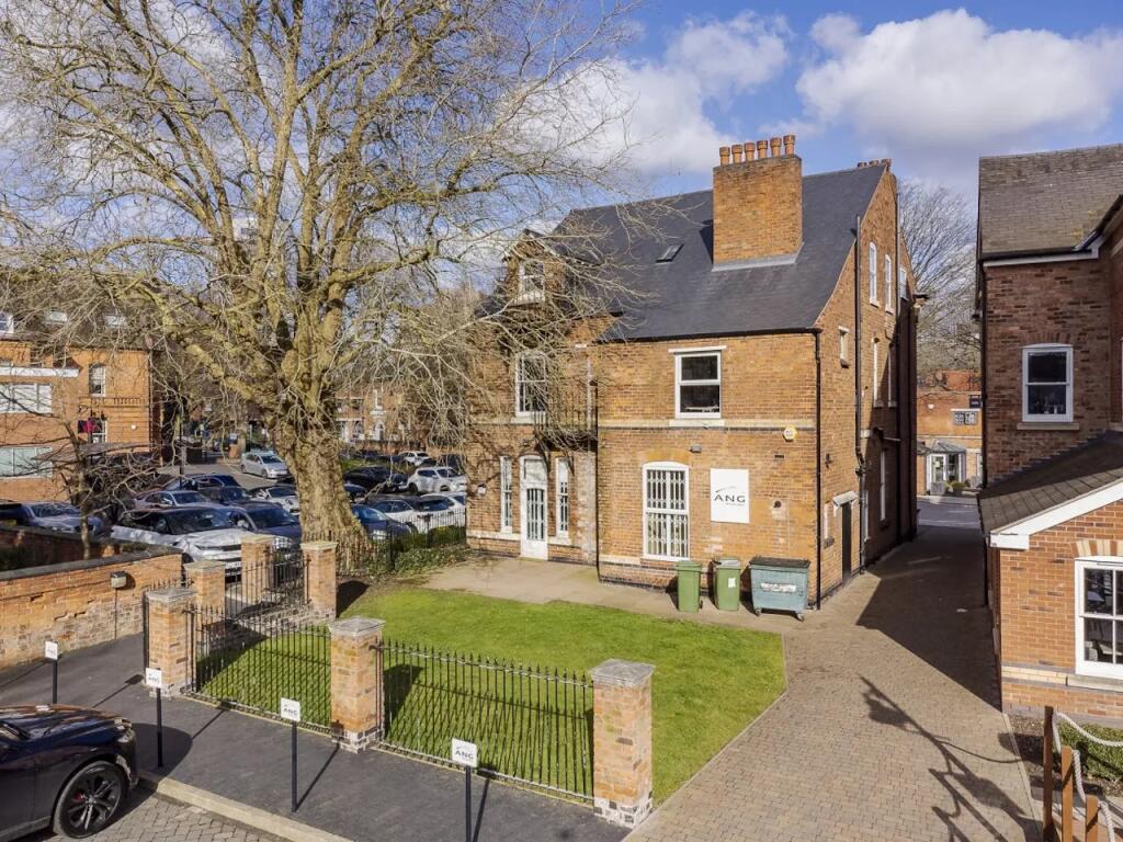 Additional image 8 of 9 Greenfield Crescent, Birmingham, B15 3AU