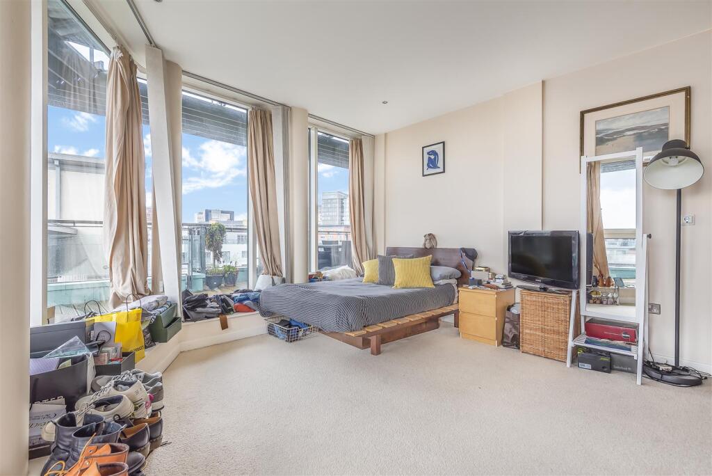 Additional image 5 of The Glasshouse, Canal Square, Birmingham