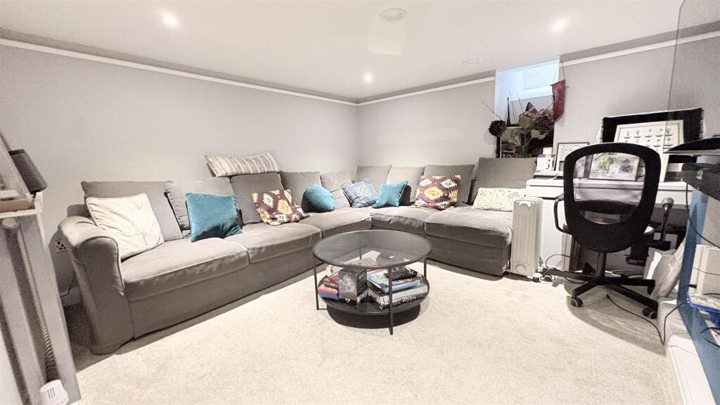 Additional image 18 of Yardley Wood Road, Birmingham