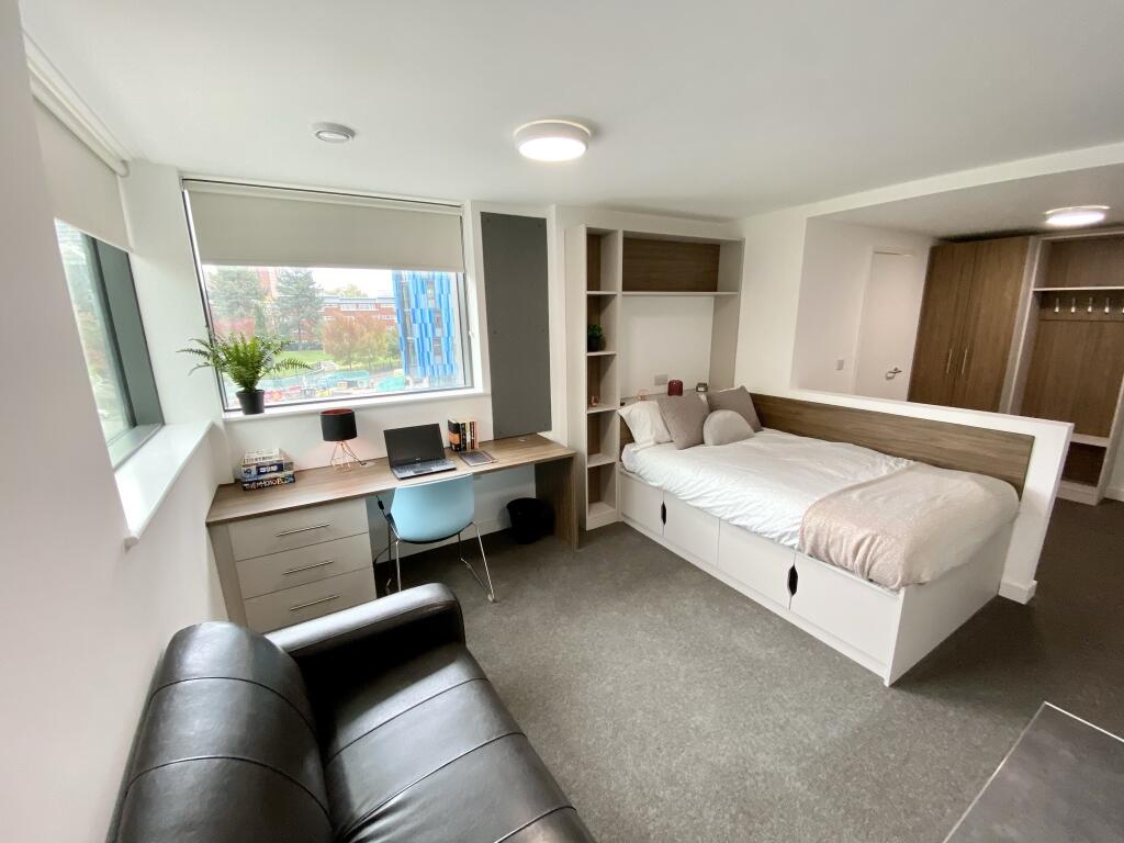 George Road - Premium Studio - 1 bed, Five Ways, West Midlands, B15