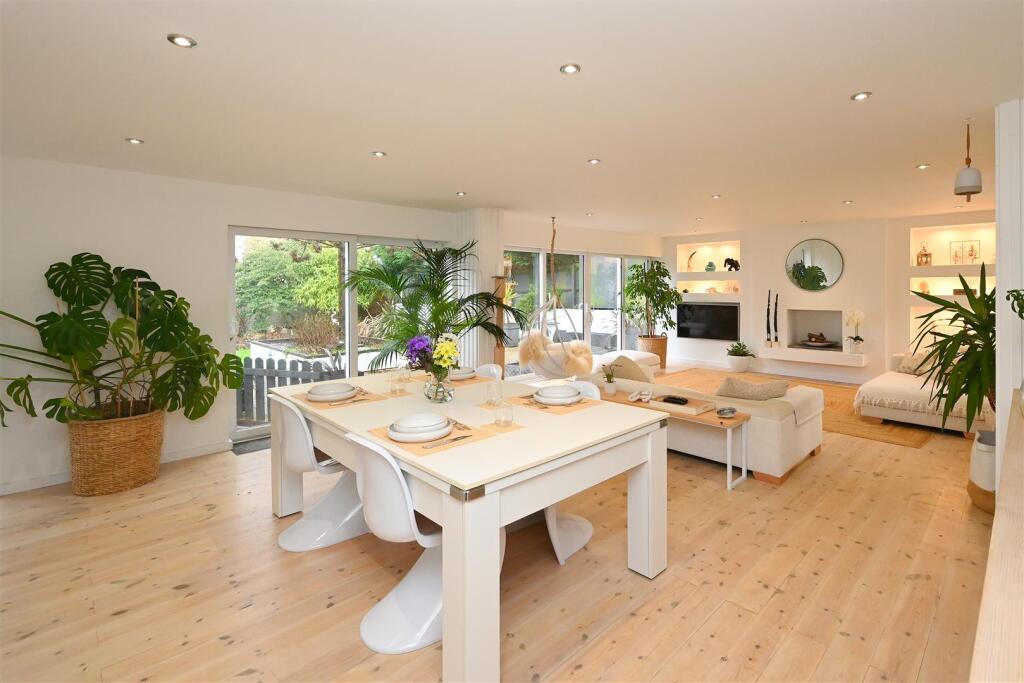 Leigham Drive, Harborne, Birmingham, B17