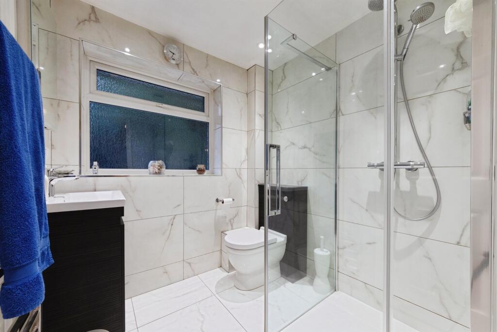 Additional image 4 of Hayfield Gardens, Birmingham