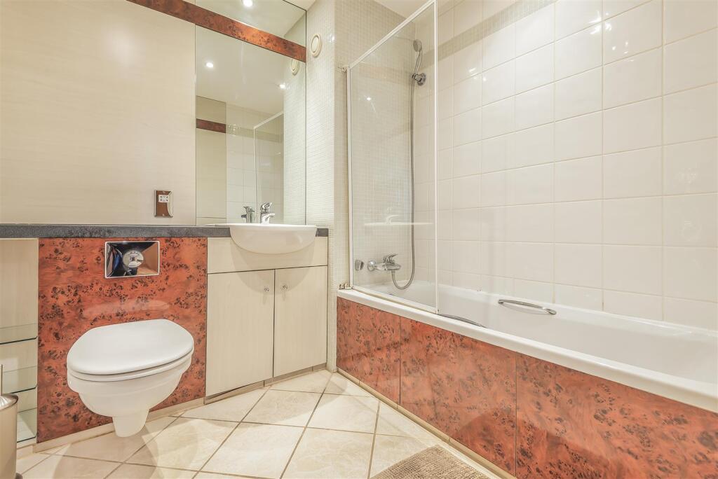 Additional image 7 of The Glasshouse, Canal Square, Birmingham