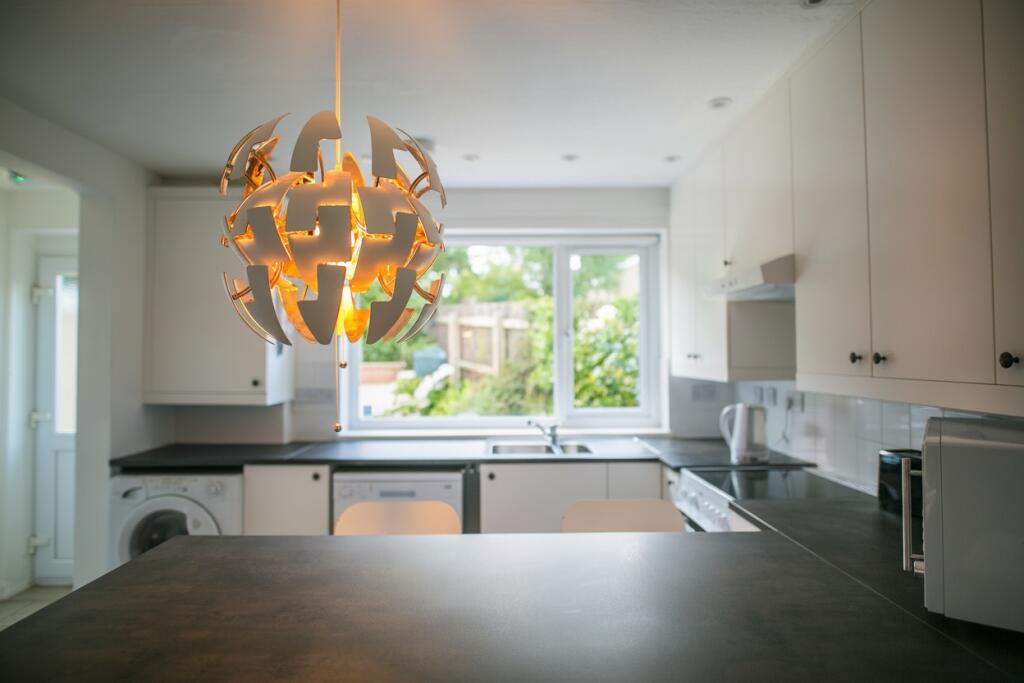 Additional image 4 of Leahurst Crescent - Professional House Share, Harborne, West Midlands, B17