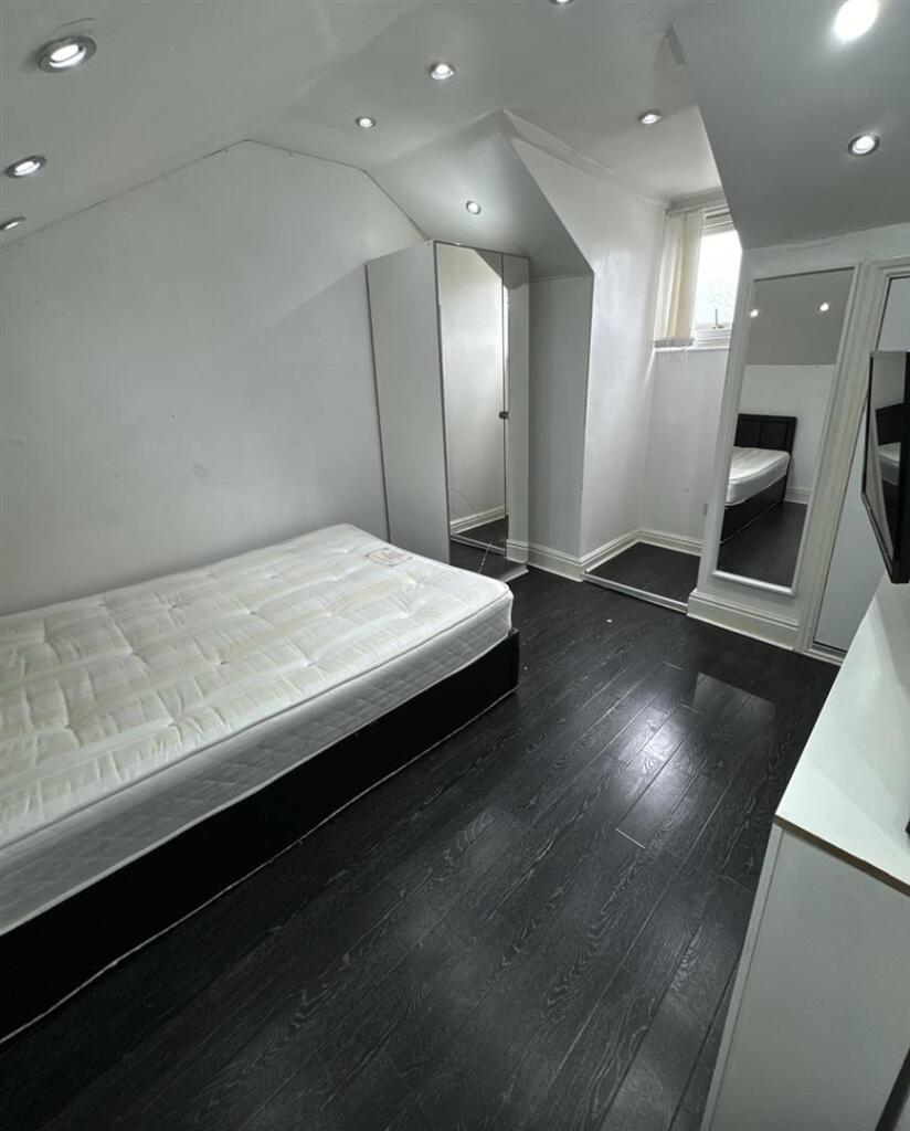 Additional image 5 of Wiggin Street, Birmingham