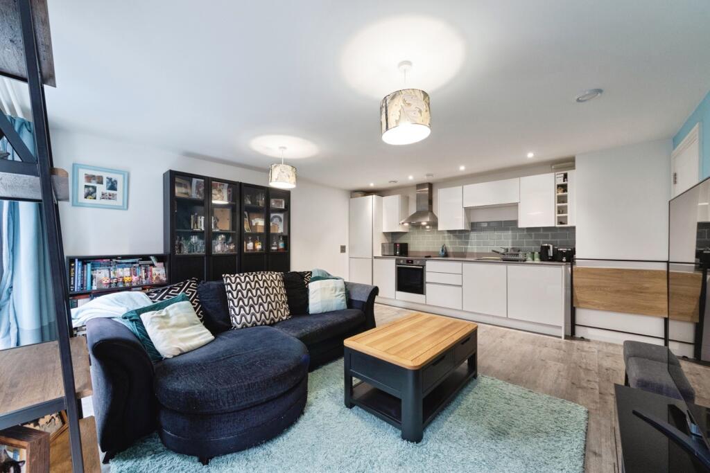 Additional image 16 of Alcester Road, Moseley, West Midlands, B13