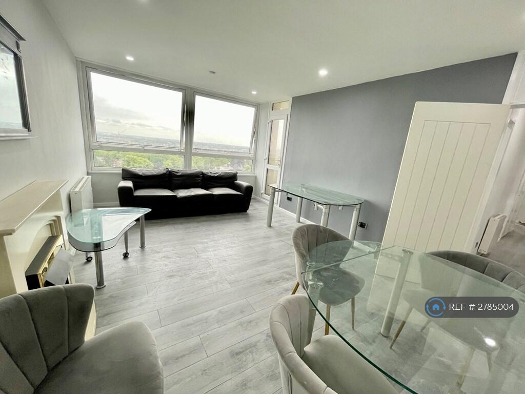 Additional image 17 of Warwick Crest, Birmingham, B15