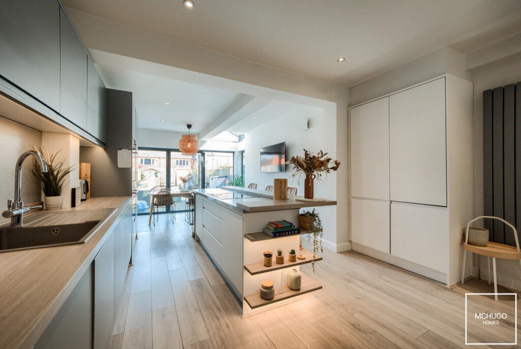 Bull Street, Harborne B17 0HH