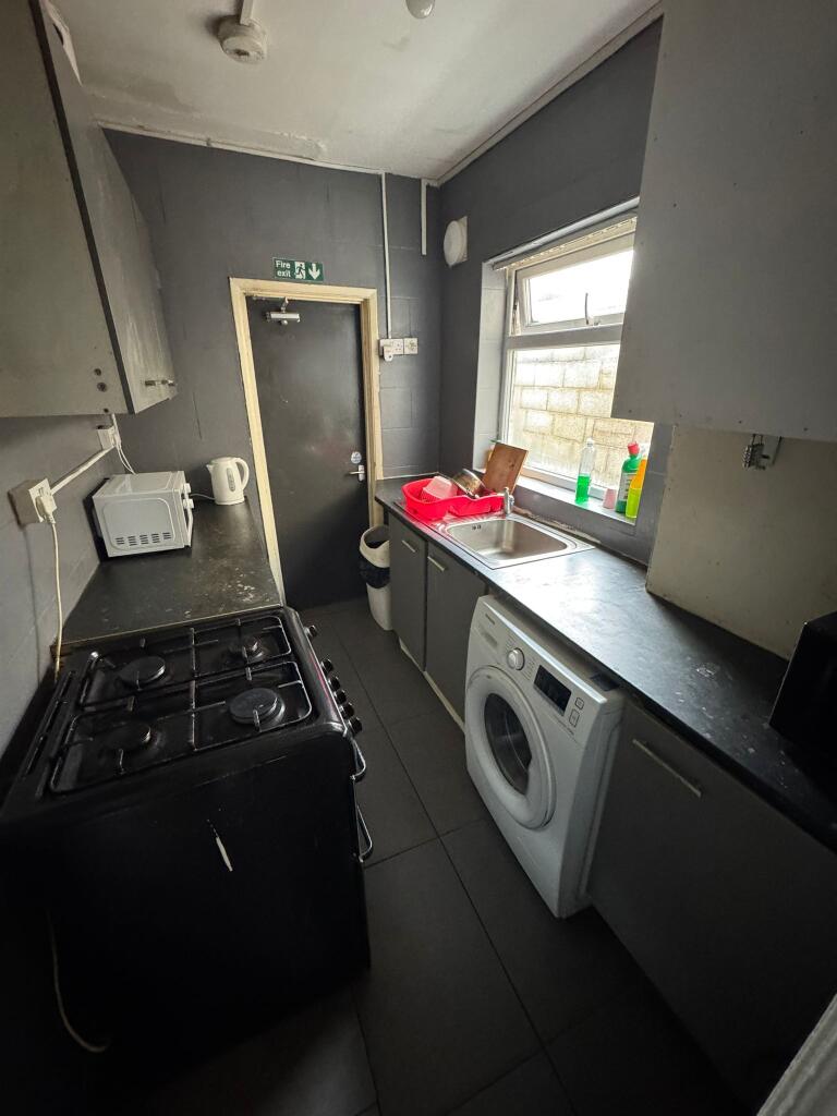 Additional image 4 of 1X Room Available, Burlington Road, Small Heath, B10