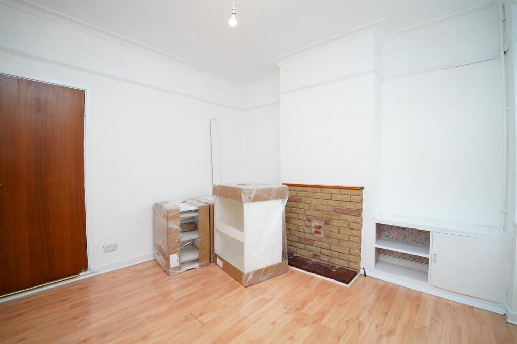 Additional image 20 of Solihull Road, Sparkhill, B11