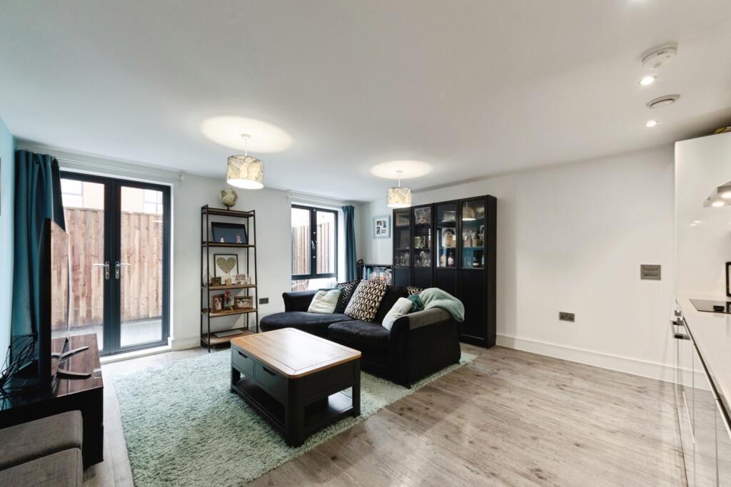 Additional image 4 of Alcester Road, Moseley, West Midlands, B13