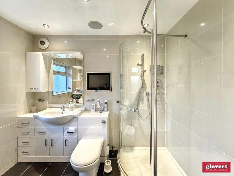 Additional image 26 of Elmfield Crescent, Moseley, Birmingham, B13