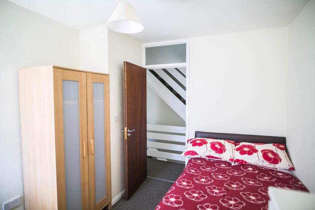 Additional image 7 of Metchley Drive - 5 bed, Harborne, West Midlands, B17