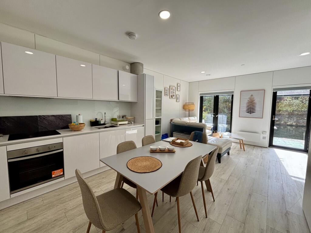 Additional image 4 of South Loop Park, Birmingham, West Midlands, B16