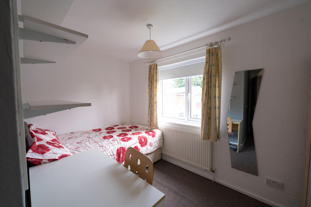 Additional image 7 of Leahurst Crescent - 5 bed, Harborne, West Midlands, B17