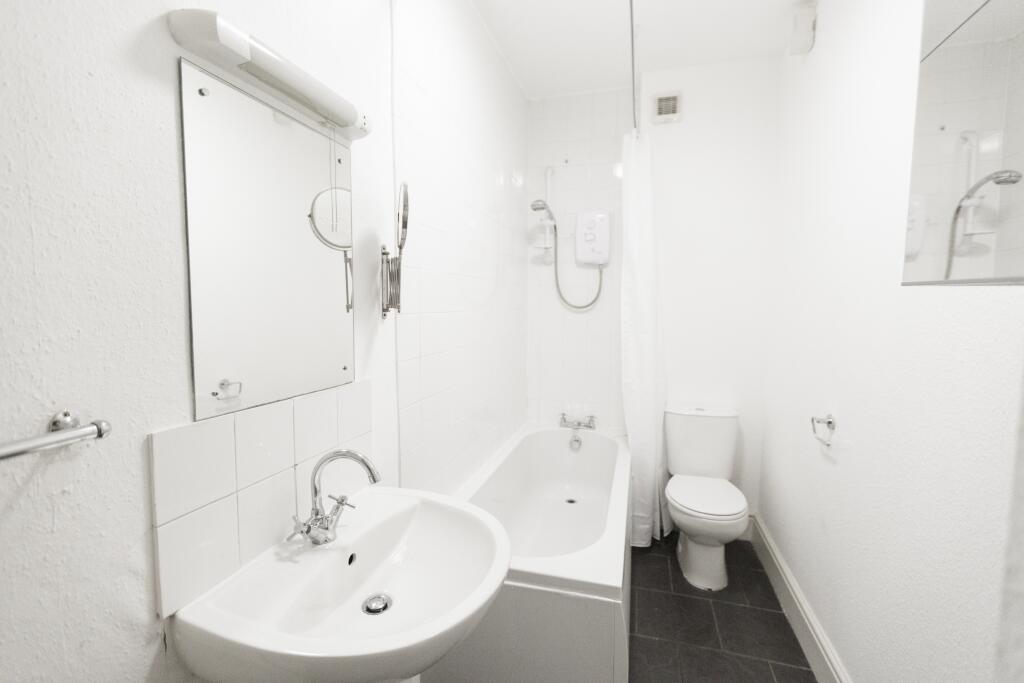 Additional image 7 of Mostyn Road - 5 bed, Edgbaston, West Midlands, B16