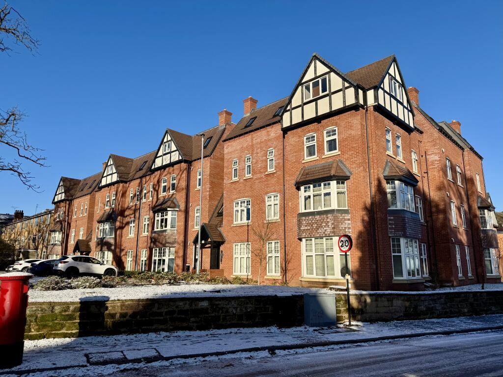 39 Wake Green Road, Moseley, Birmingham, B13