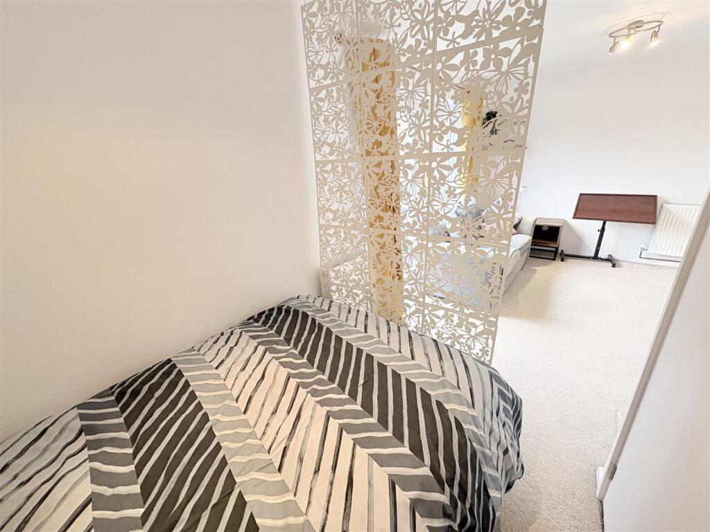 Additional image 10 of Robert Court, Wake Green Park, Moseley, Birmingham