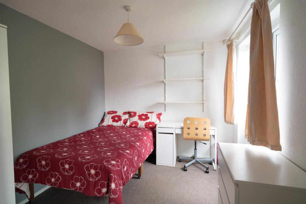 Additional image 4 of Leahurst Crescent - 5 bed, Harborne, West Midlands, B17