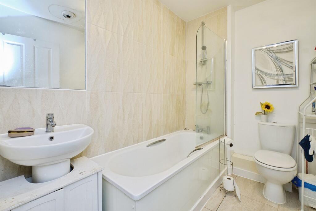 Additional image 41 of William Way, Birmingham