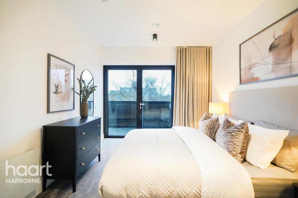 Additional image 8 of South Loop Green, Birmingham