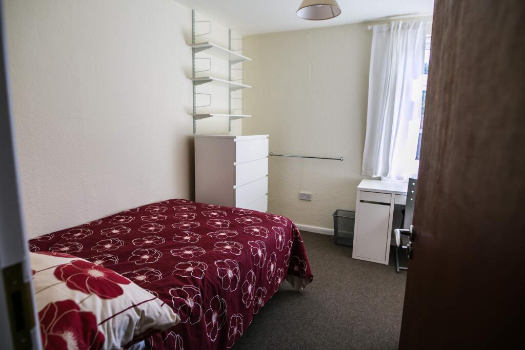 Additional image 6 of Metchley Drive - 4 bed, Harborne, West Midlands, B17