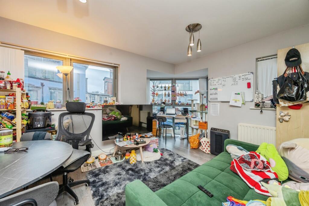 Additional image 4 of Bradshaw Close, Birmingham