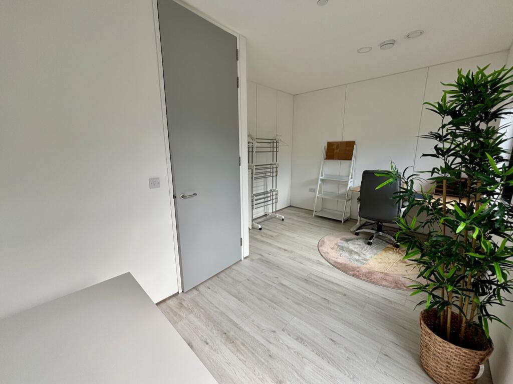 Additional image 10 of South Loop Park, Birmingham, West Midlands, B16