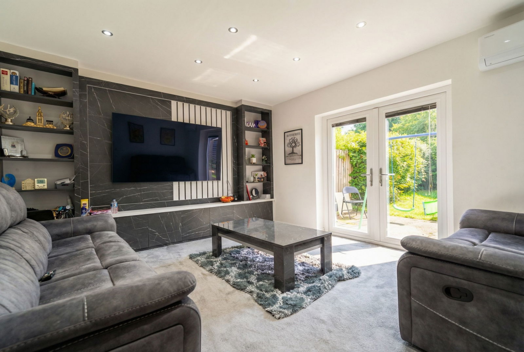 Additional image 21 of Yardley Wood Road, Billesley