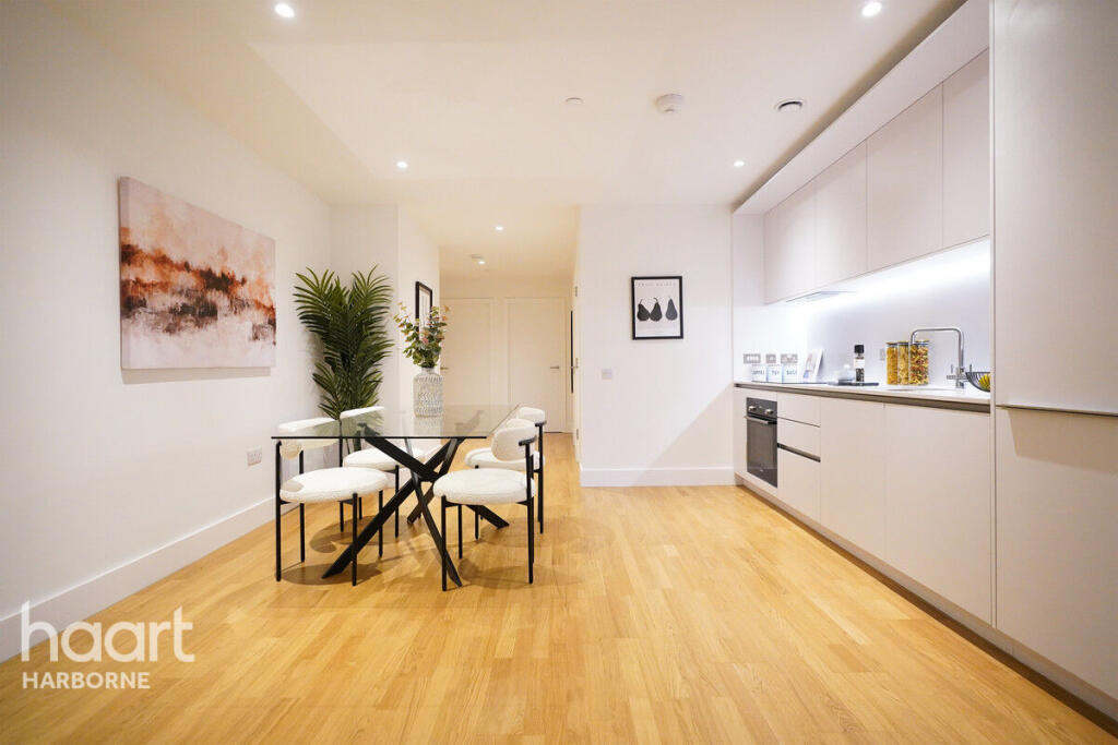 Additional image 12 of South Loop Green, Birmingham