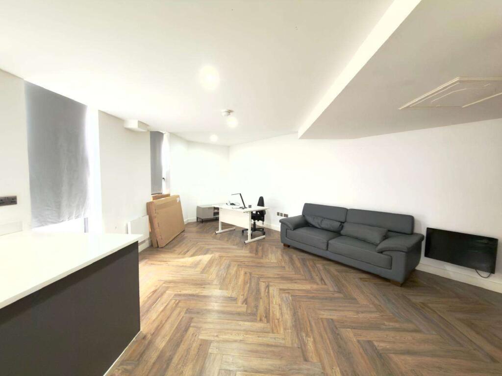 Additional image 7 of Bond Street