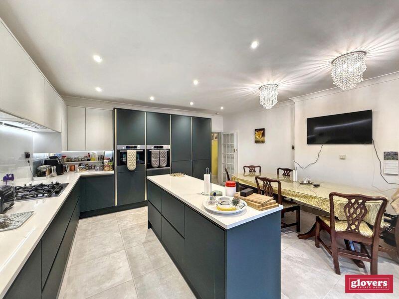 Additional image 9 of Elmfield Crescent, Moseley, Birmingham, B13