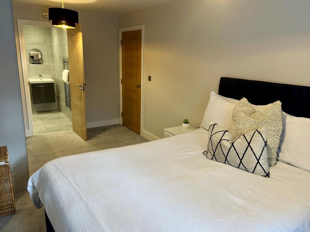 Additional image 5 of 39 Wake Green Road, Moseley, Birmingham, B13