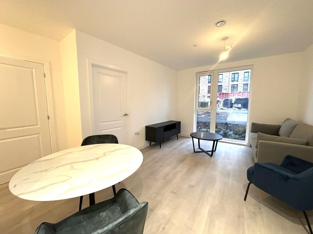 Belgrave Village, B12