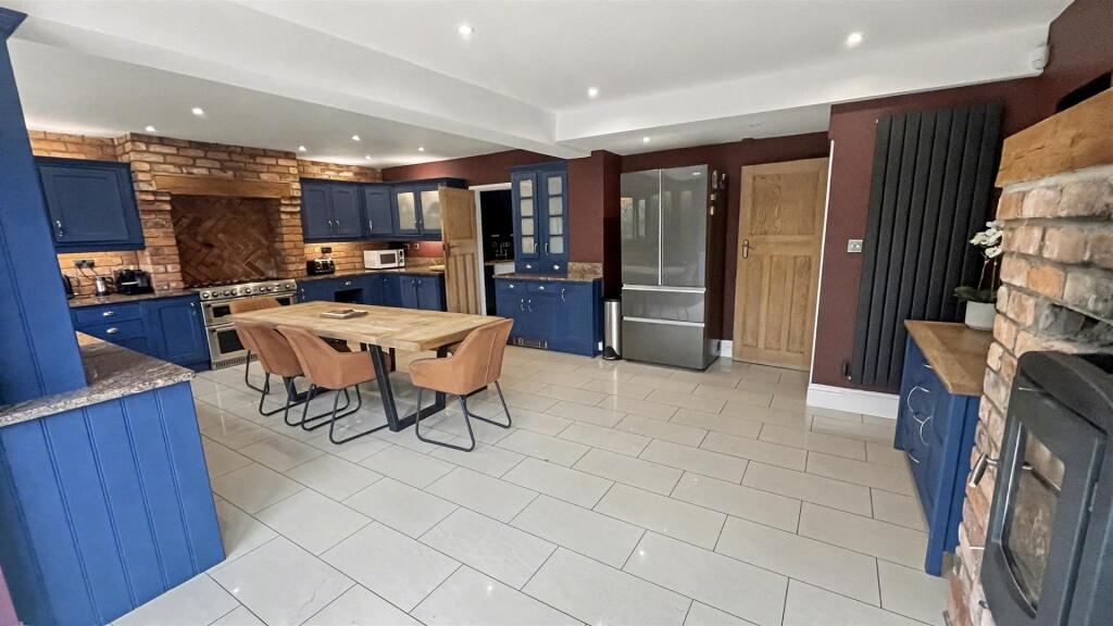 Additional image 28 of Ascot Road, Moseley