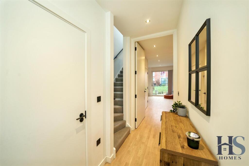 Additional image 10 of South Loop Park