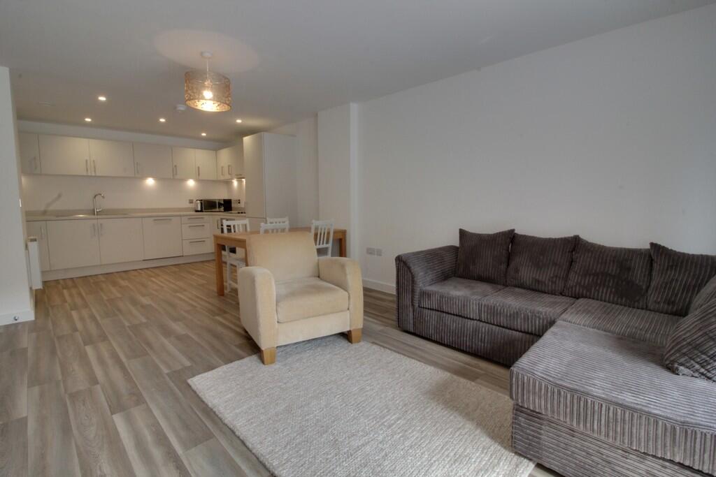 Additional image 5 of Melrose Apartment, Bell Barn Road, Park Central