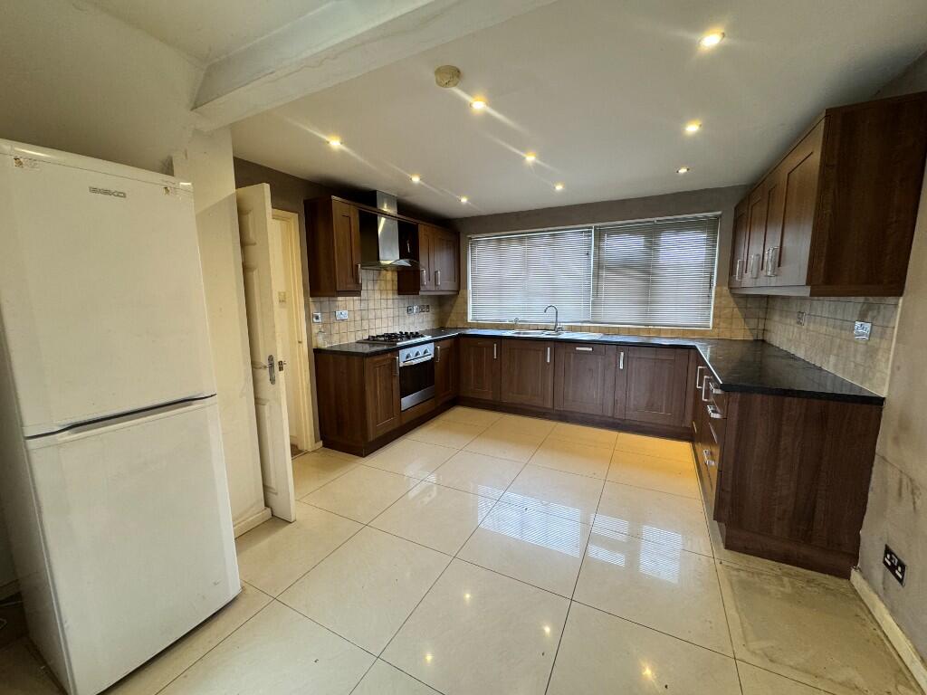 Additional image 12 of 79 Christchurch Close, Birmingham, B15 3NE