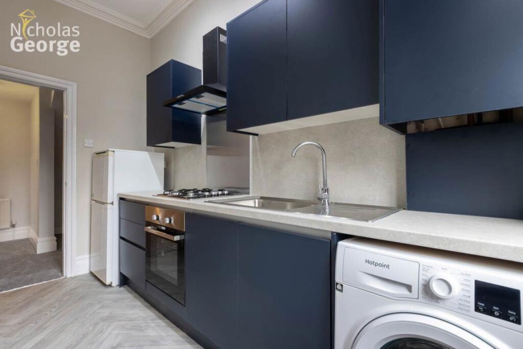 Additional image 9 of Grove Ave, Moseley, B13 9RU