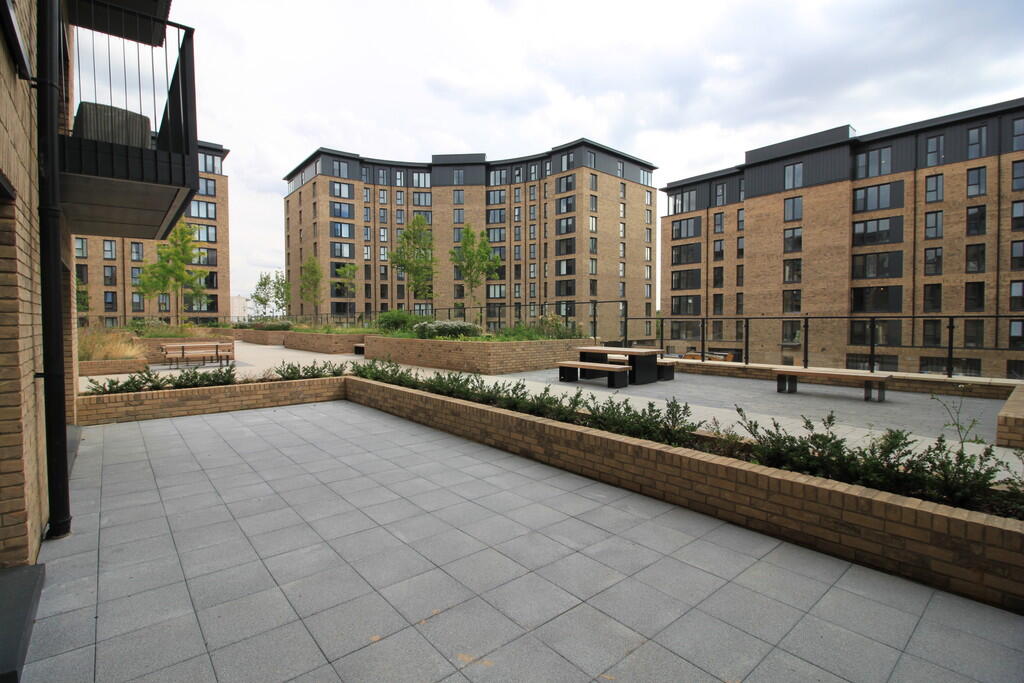 Additional image 15 of Melrose Apartment, Bell Barn Road, Park Central