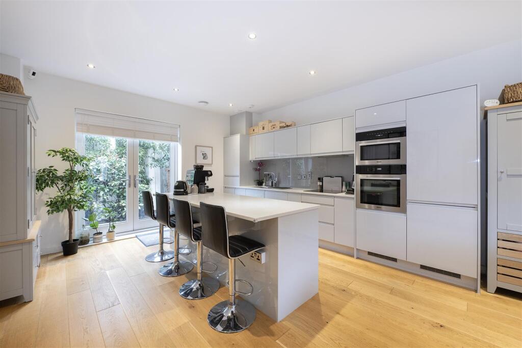 Additional image 2 of Gibbs Close, Harpenden