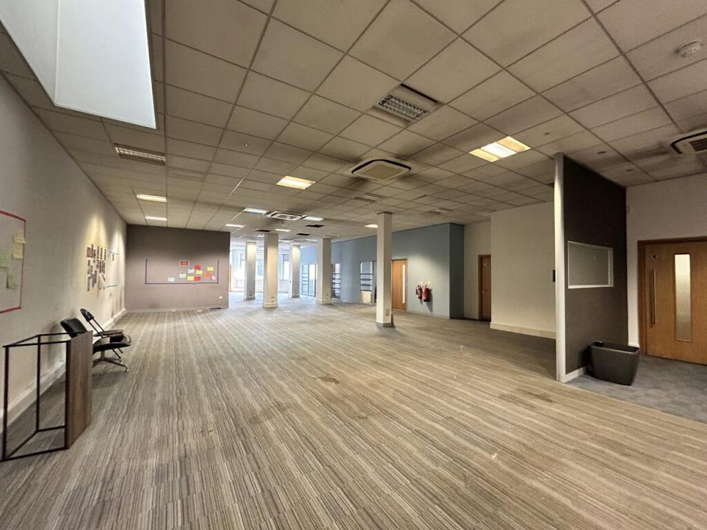 房产图片 5 - 伯明翰天堂街33-34号拉瑟姆大厦底层