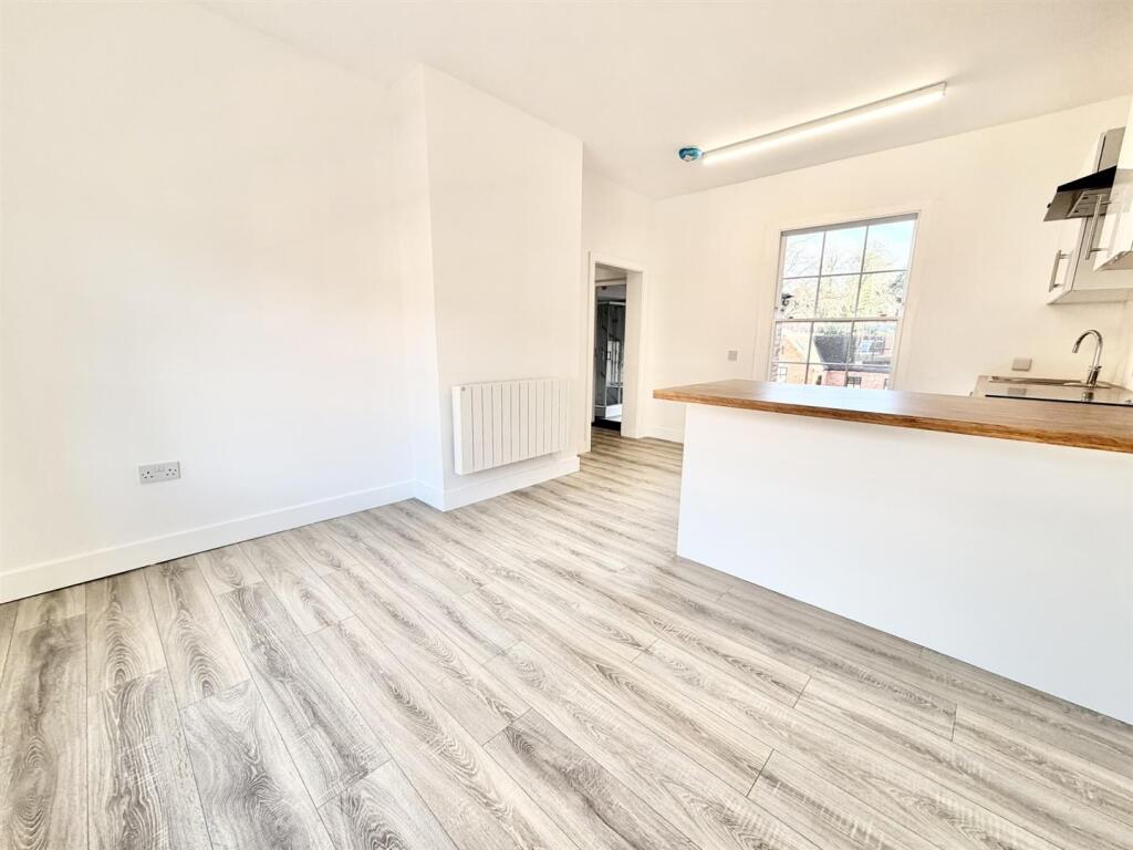 Additional image 5 of High Street, Bromsgrove