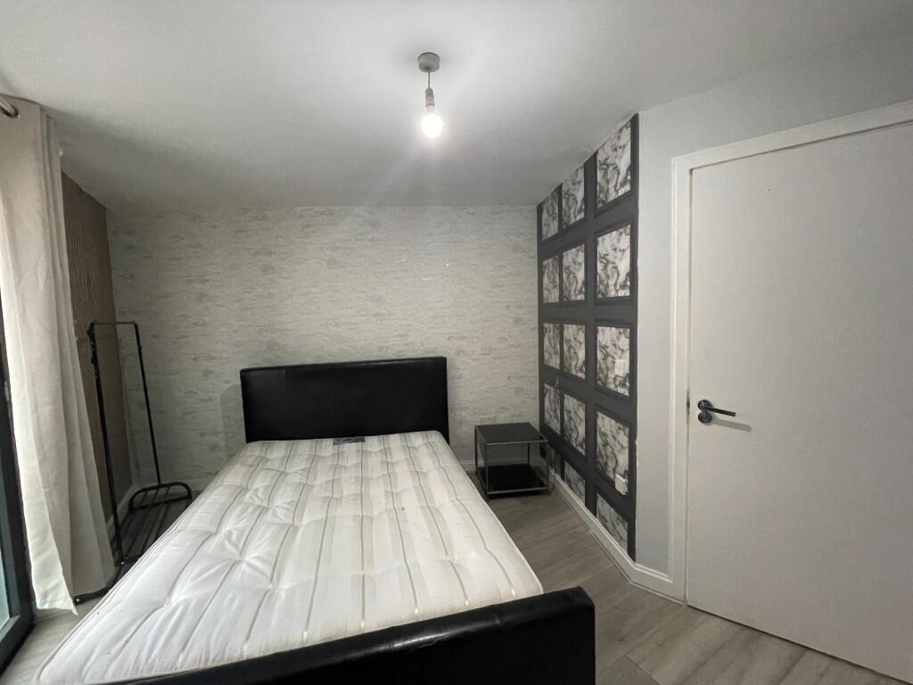 Additional image 12 of Southside，St. John's Walk, Birmingham, B5 [REF: KhpLlt]