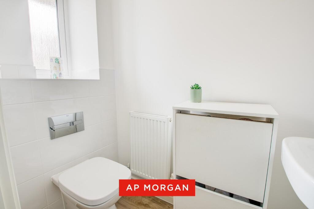 Additional image 10 of Cedar Road, Bromsgrove, Worcestershire, B61