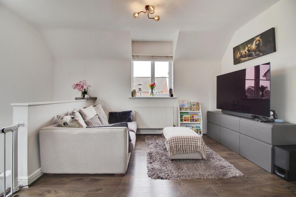 Additional image 4 of Lavender Close, Hatfield