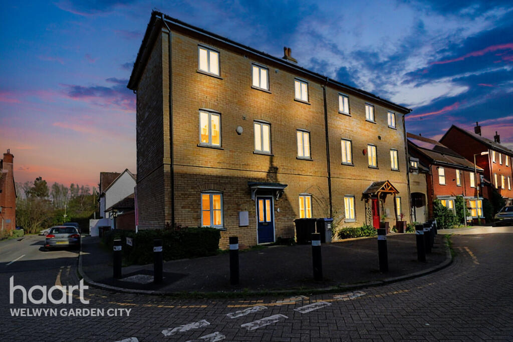 Additional image 2 of Fillingham Way, Hatfield