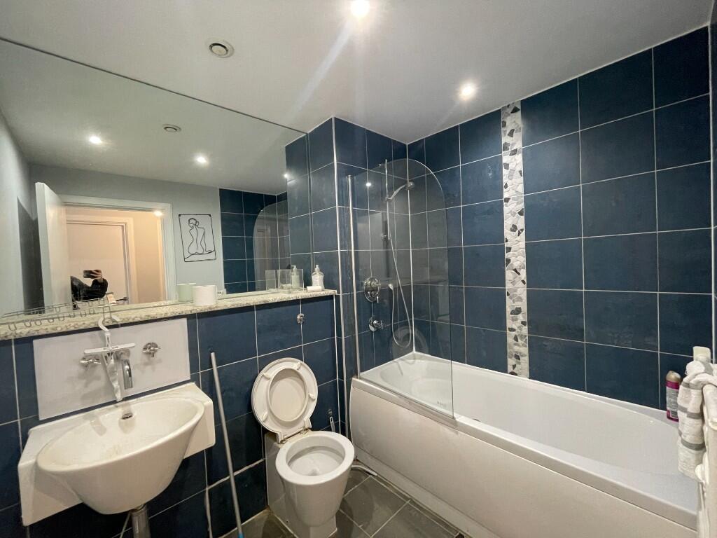 Additional image 11 of Southside，St. John's Walk, Birmingham, B5 [REF: KhpLlt]